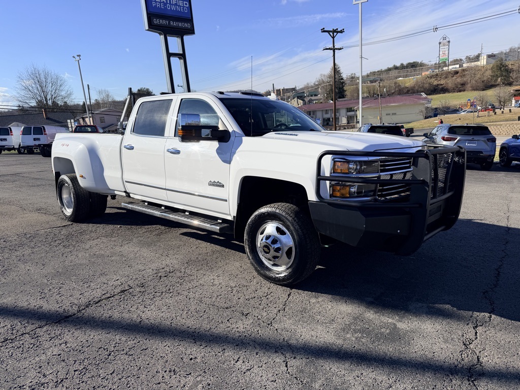 2016 Chevrolet Silverado 3500HD High Country Crew Cab 4WD