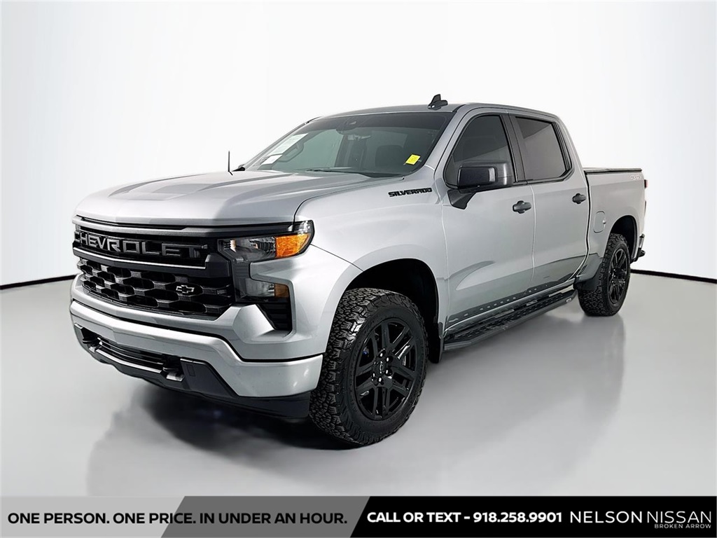 2023 Chevrolet Silverado 1500 Custom Crew Cab 4WD