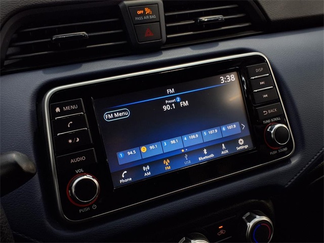 2023 Nissan Versa 1.6 SV - 3