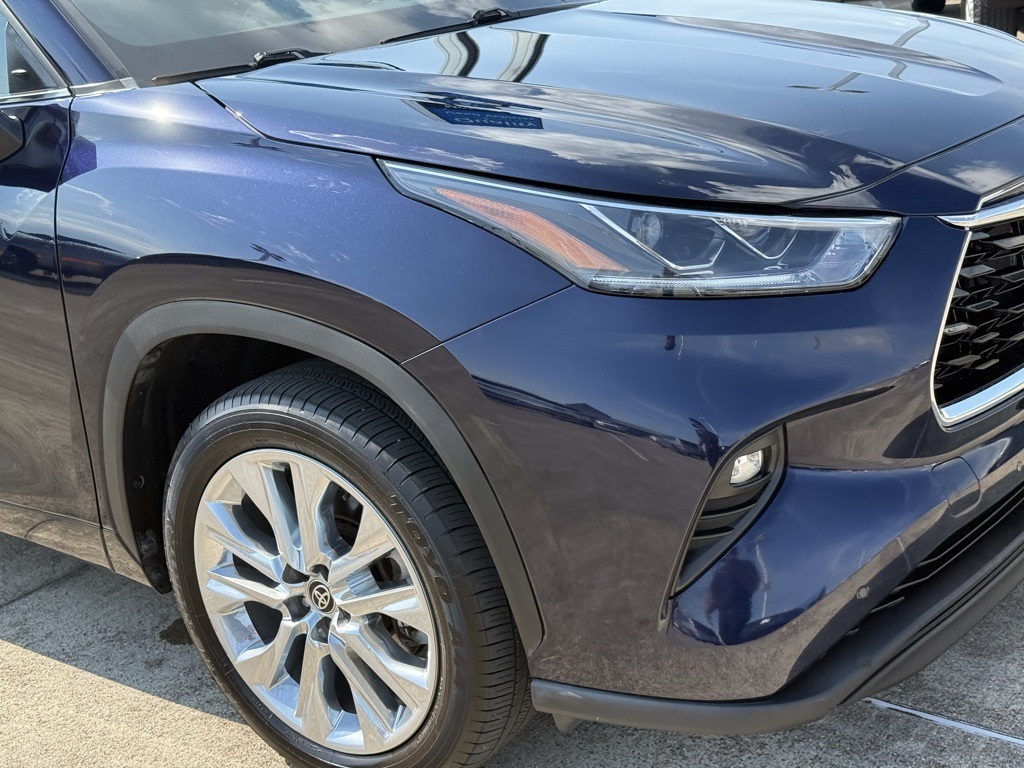 2023 Toyota Highlander Limited - 7