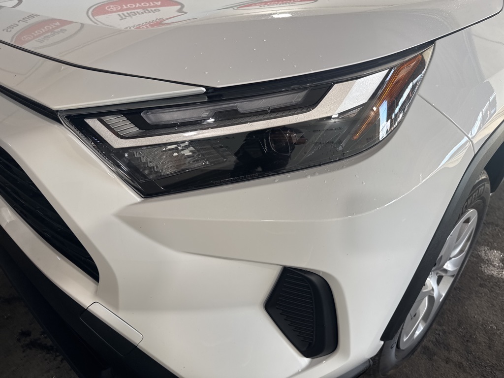 Thumbnail: 2025 Toyota RAV4 - 2