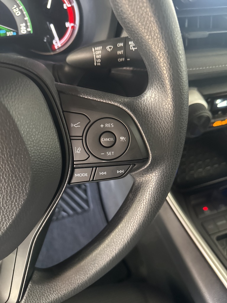 Thumbnail: 2025 Toyota RAV4 - 29