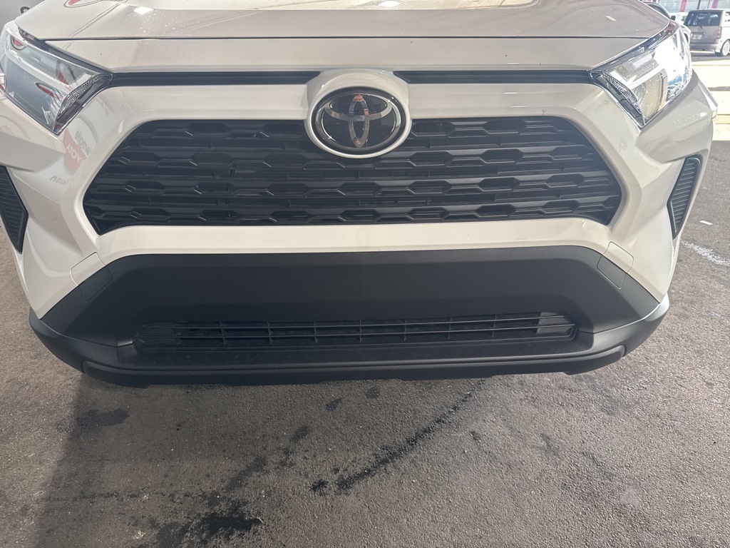 Thumbnail: 2025 Toyota RAV4 - 3