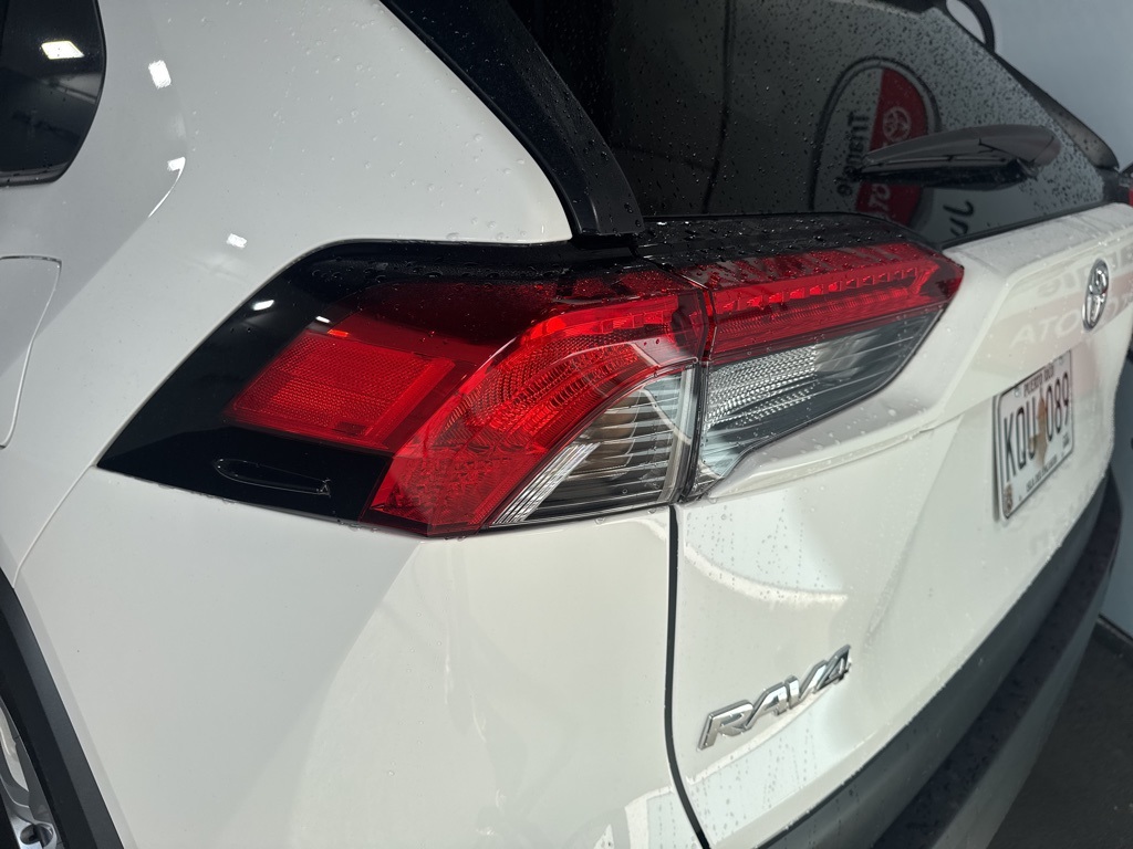 Thumbnail: 2025 Toyota RAV4 - 9