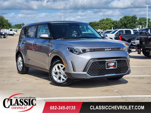 Steel Gray 2025 Kia Soul LX FWD SUV / Crossover Front-Wheel Drive Continuously Variable Transmission