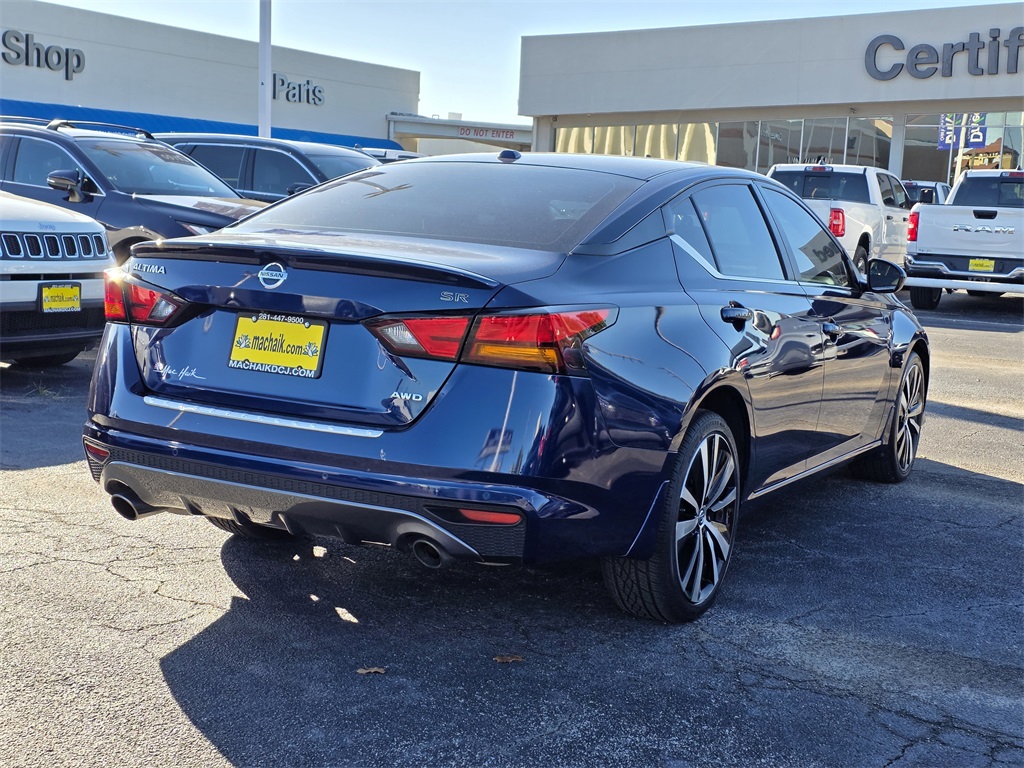 2022 Nissan Altima 2.5 SR Blue at Emmons Autoplex