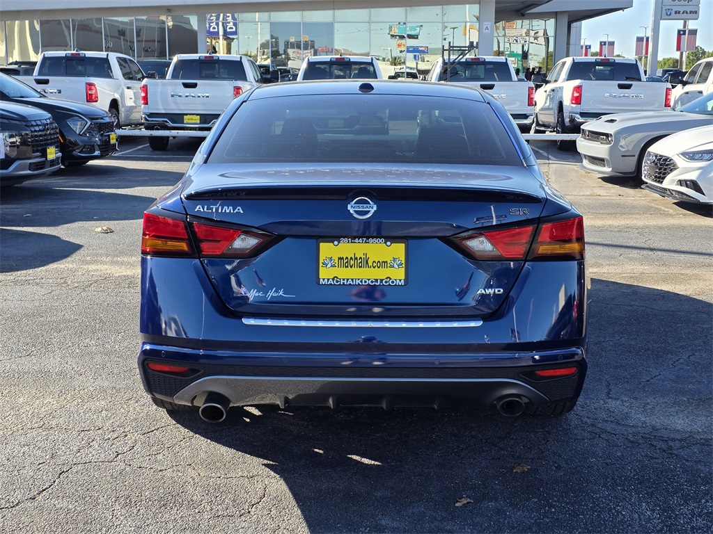 2022 Nissan Altima 2.5 SR Blue at Emmons Autoplex