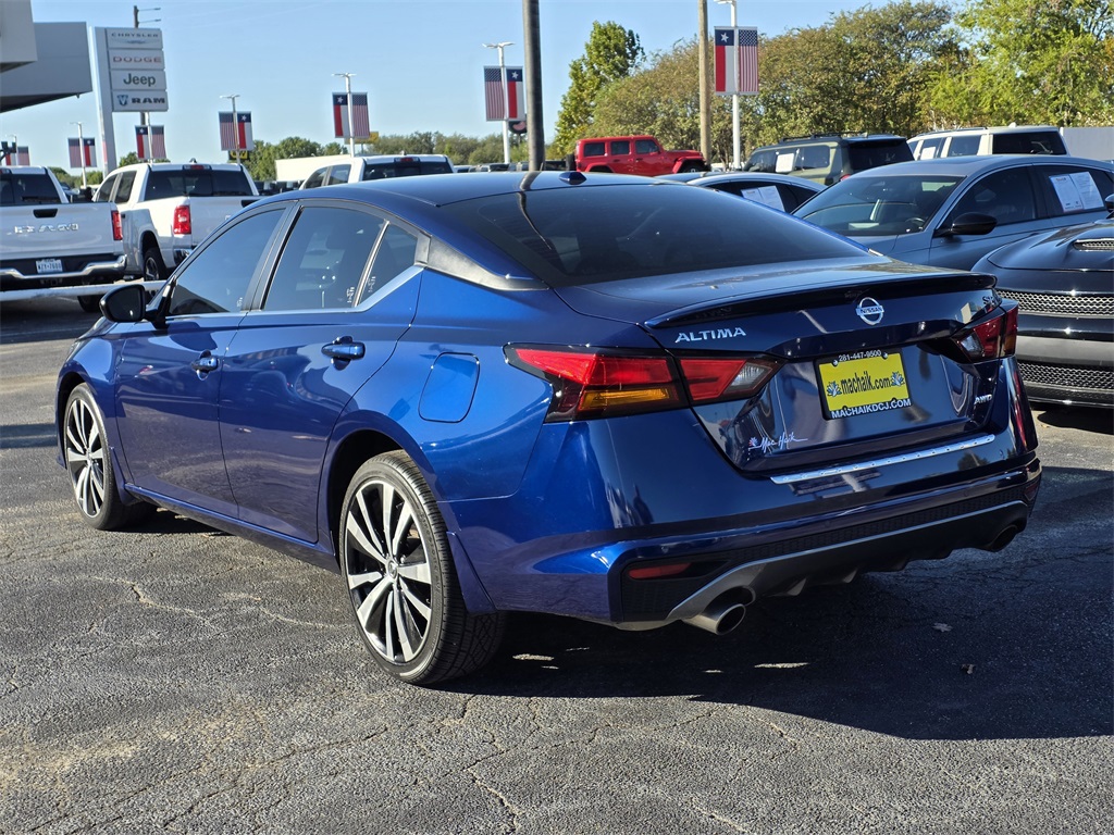 2022 Nissan Altima 2.5 SR Blue at Emmons Autoplex