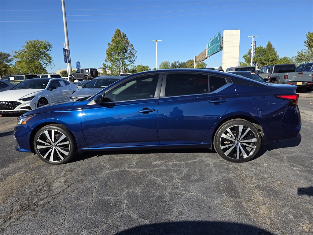 2022 Nissan Altima 2.5 SR Blue at Emmons Autoplex