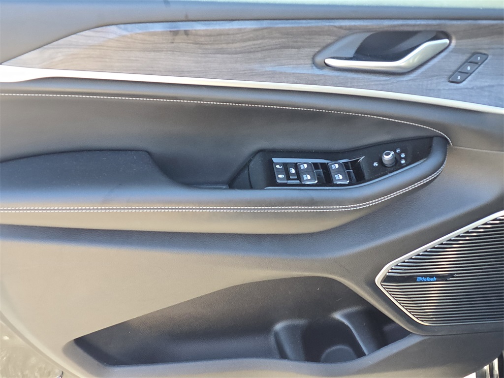 2021 Jeep Grand Cherokee L Overland Black at Mac Haik CDJR North Houston