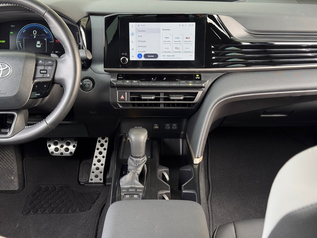 2025 Toyota Camry SE - 5