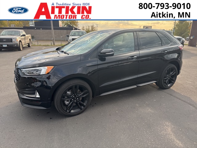2022 Ford Edge ST photo 3