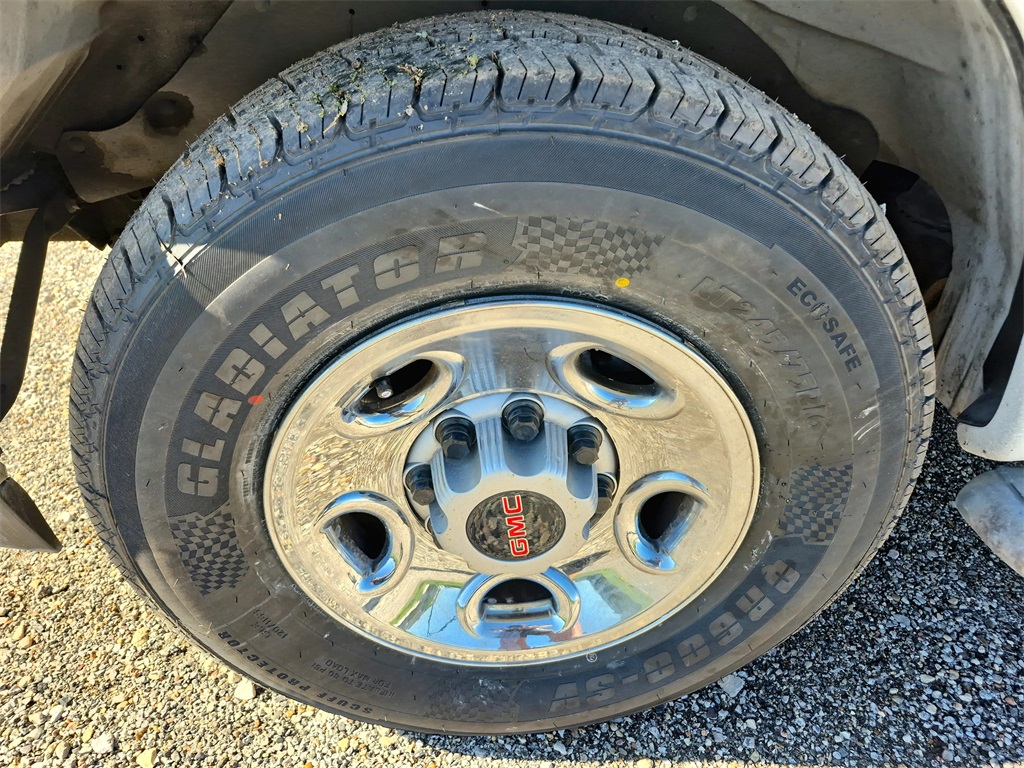 2021 GMC Savana 2500 Work Van - 8