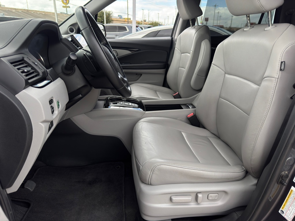 2021 Honda Pilot Touring - 11