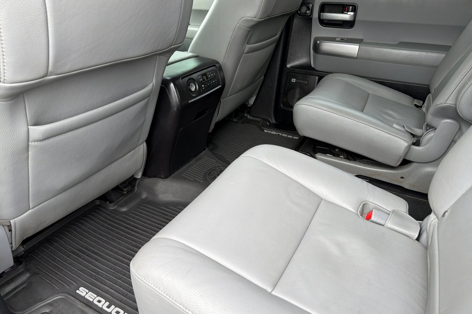 2019 Toyota Sequoia Limited - Photo 13