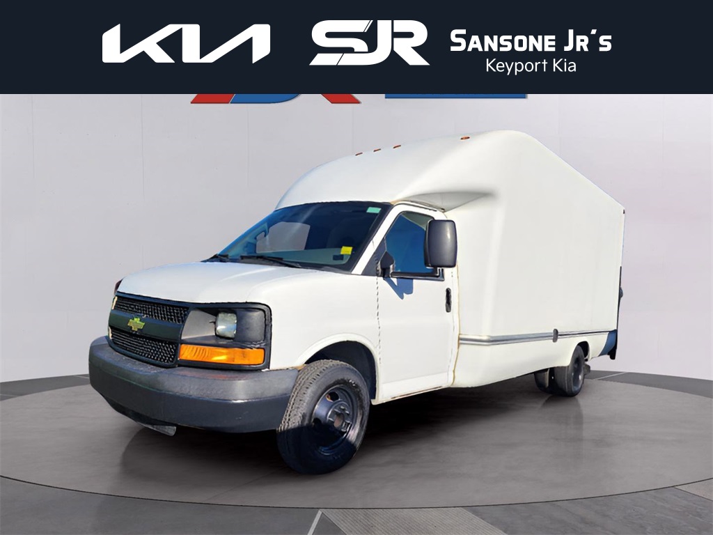 2016 Chevrolet Express Chassis 3500 177 Cutaway with 1WT RWD