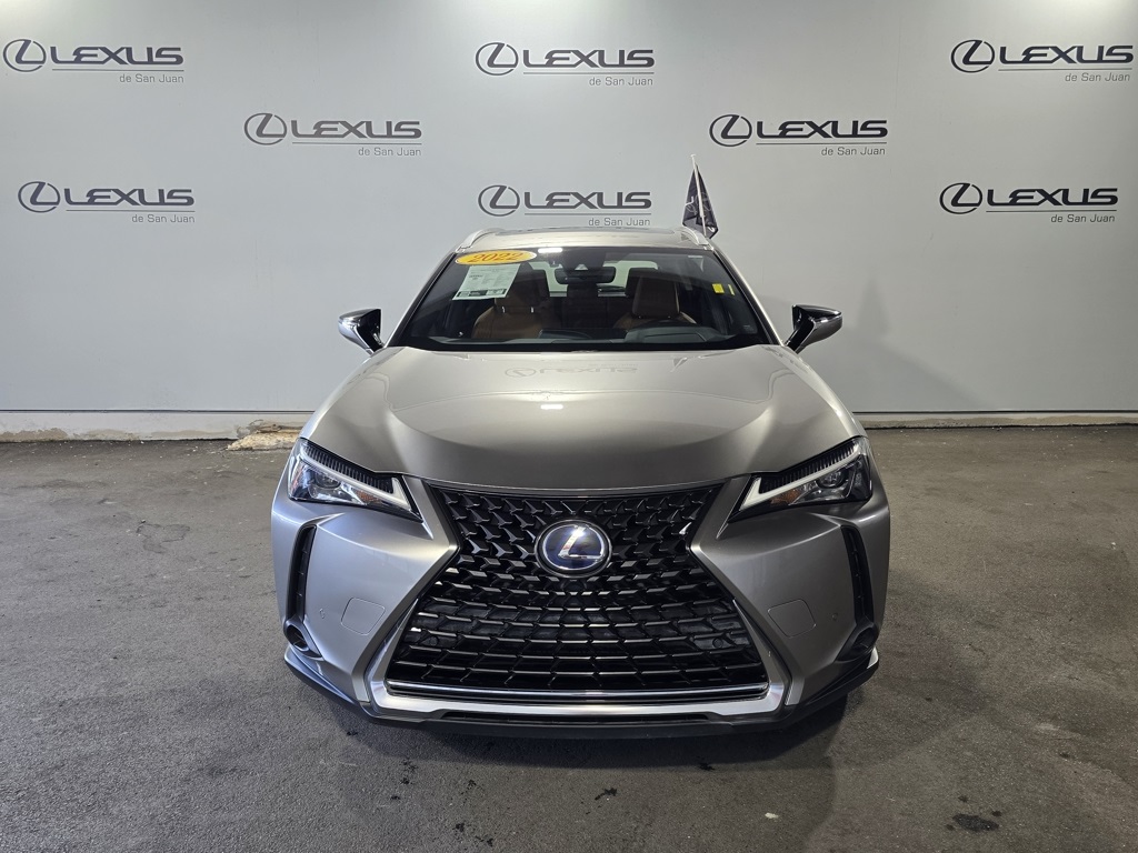 Thumbnail: 2022 Lexus UX - 2