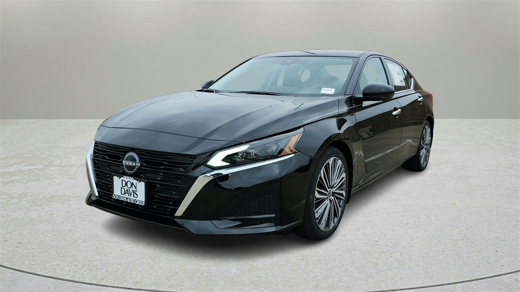 2025 Nissan Altima