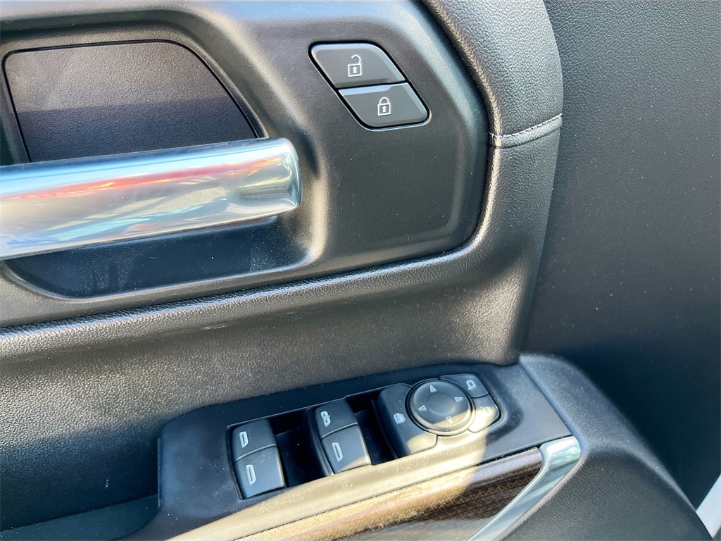 2019 Chevrolet Silverado 1500 LT White at Community Toyota