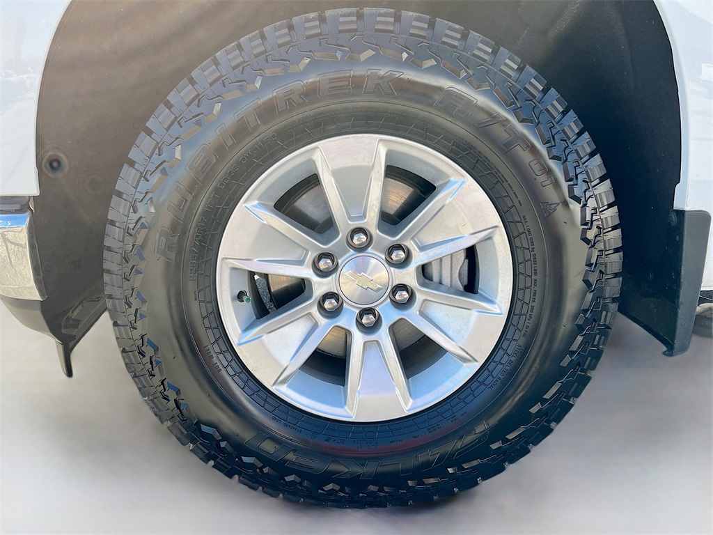 2019 Chevrolet Silverado 1500 LT White at Community Toyota