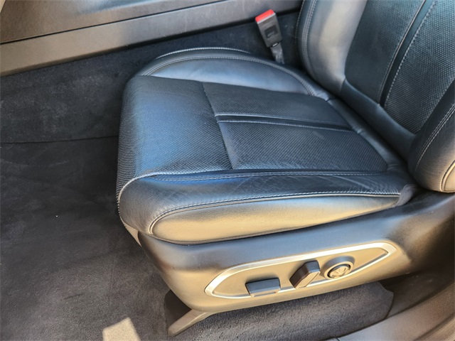 2023 Jeep Wagoneer Series III Red at River Oaks CDJR