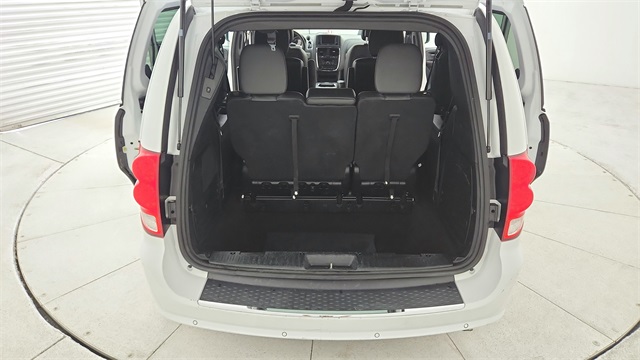 2017 Dodge Grand Caravan GT White at Durrett Motor Company