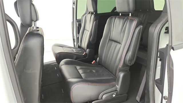 2017 Dodge Grand Caravan GT White at Durrett Motor Company