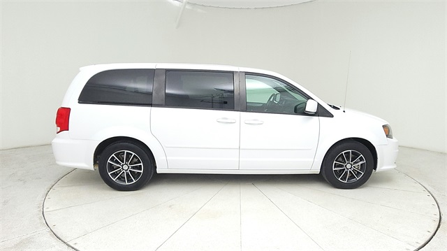 2017 Dodge Grand Caravan GT White at Durrett Motor Company