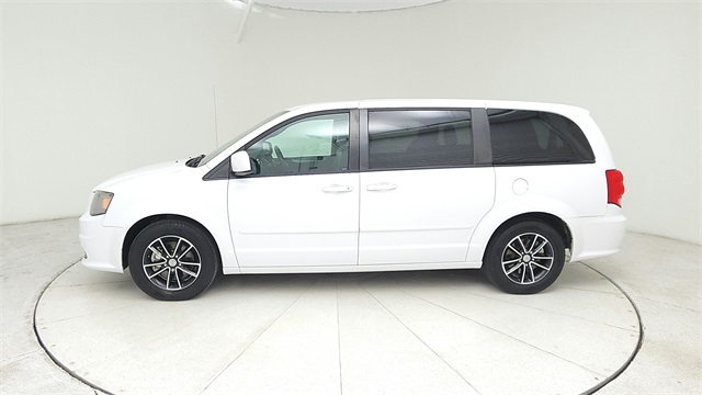 2017 Dodge Grand Caravan GT White at Durrett Motor Company