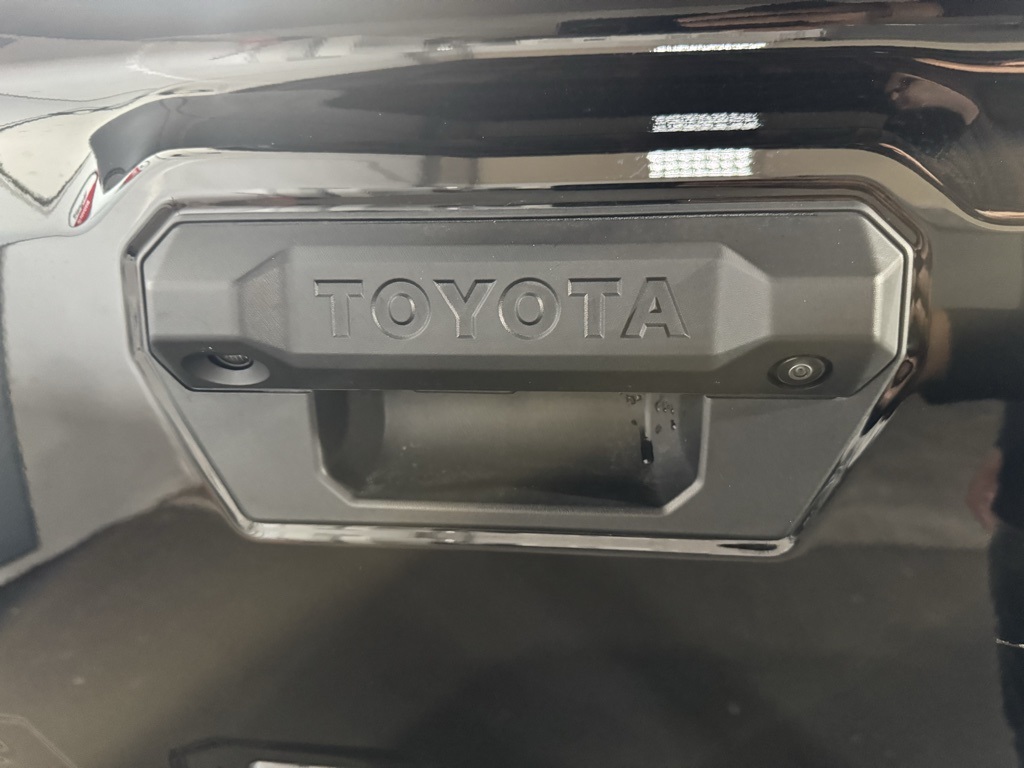Thumbnail: 2025 Toyota Tacoma - 21