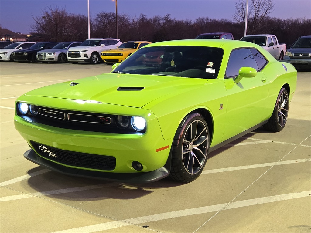 2015 Dodge Challenger R/T Scat Pack RWD