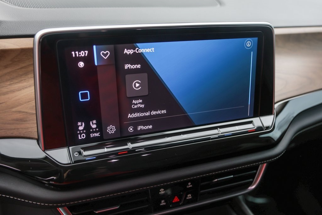 Used Car 2025 Volkswagen Atlas  2.0t Se W/technology For Sale Under $35,000 In Austin, Texas