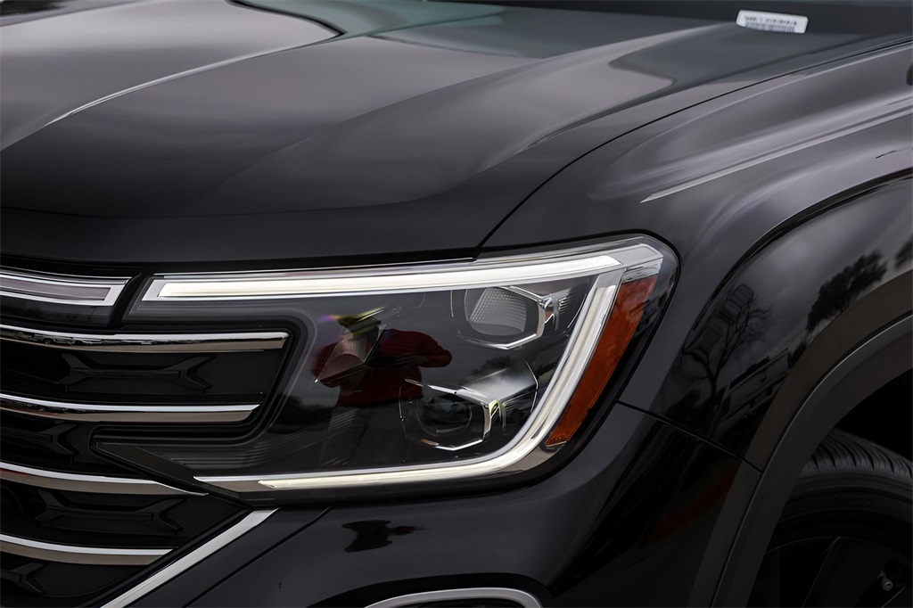 Used Car 2025 Volkswagen Atlas  2.0t Se W/technology For Sale Under $35,000 In Austin, Texas