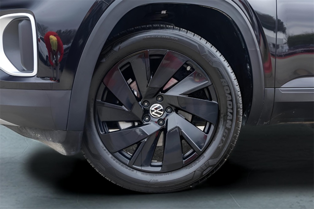 Used Car 2025 Volkswagen Atlas  2.0t Se W/technology For Sale Under $35,000 In Austin, Texas