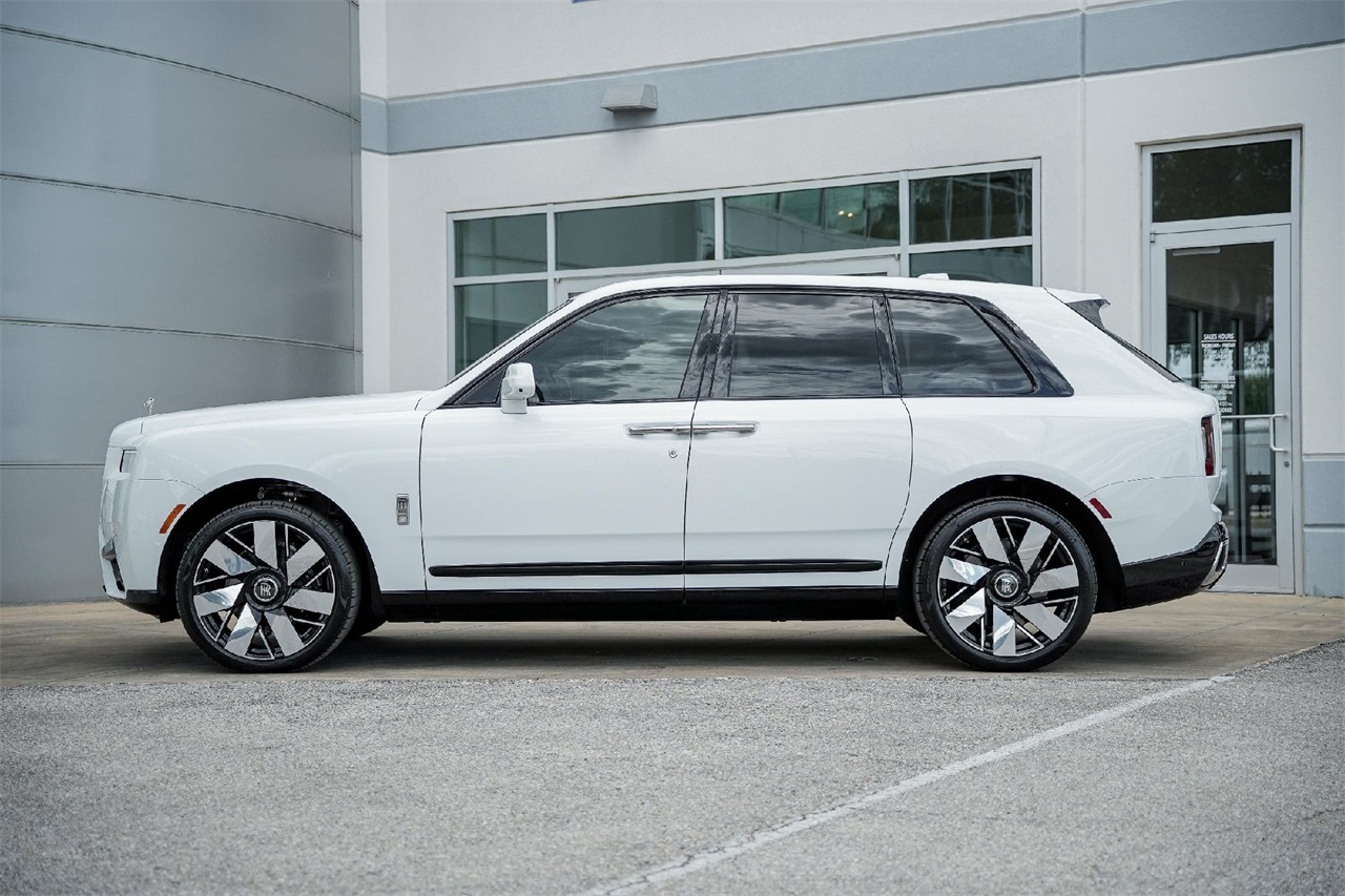 New Car 2025 Rolls-royce Cullinan  For Sale Under $520,000 In Austin, Texas