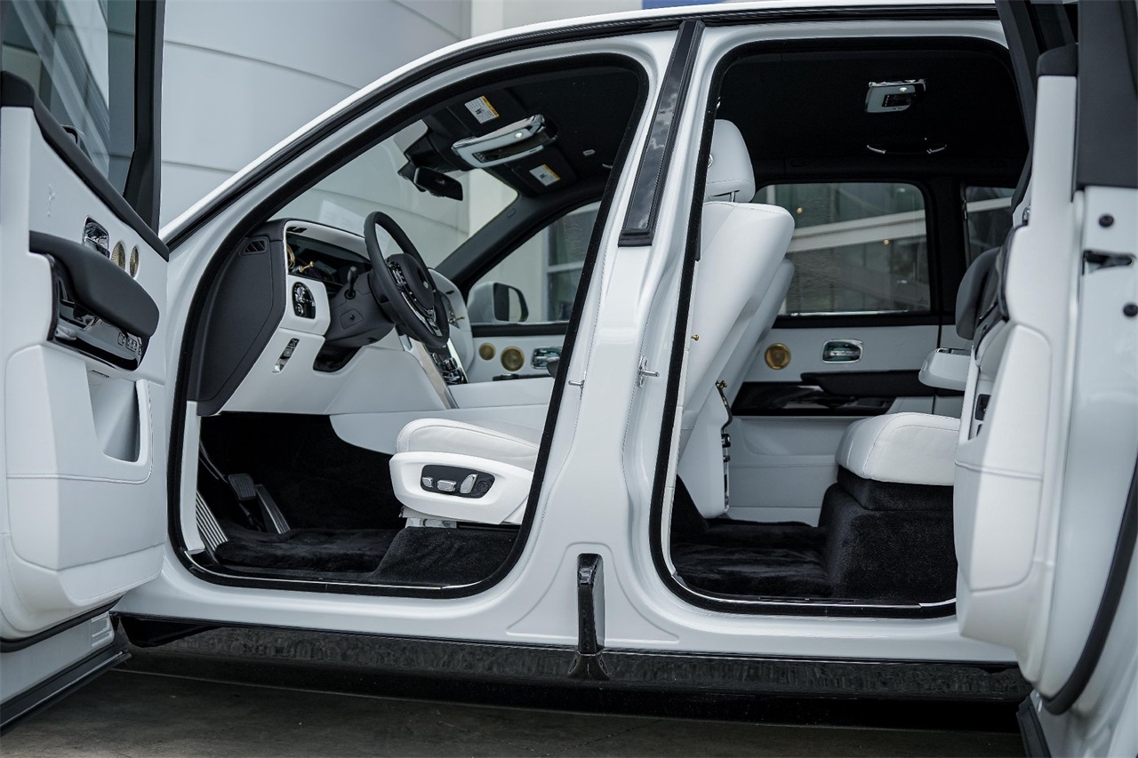 New Car 2025 Rolls-royce Cullinan  For Sale Under $520,000 In Austin, Texas