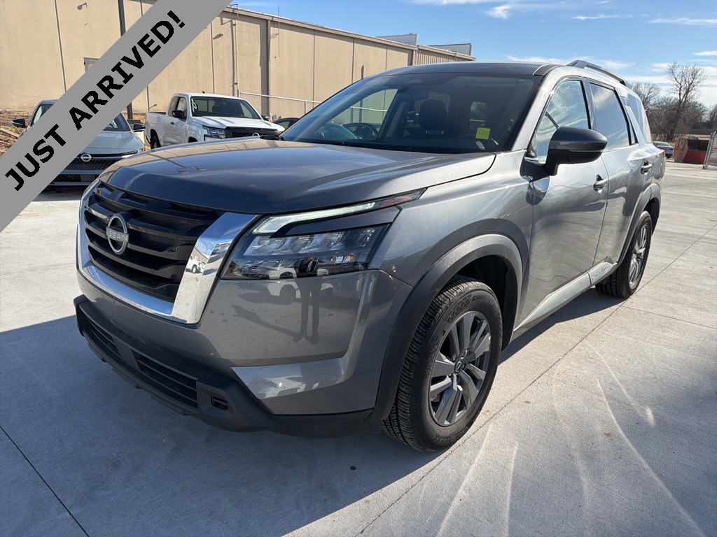 2025 Nissan Pathfinder SV FWD