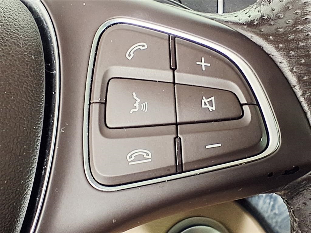 2017 Mercedes-Benz GLE GLE 350 White at Tom Peacock Cadillac