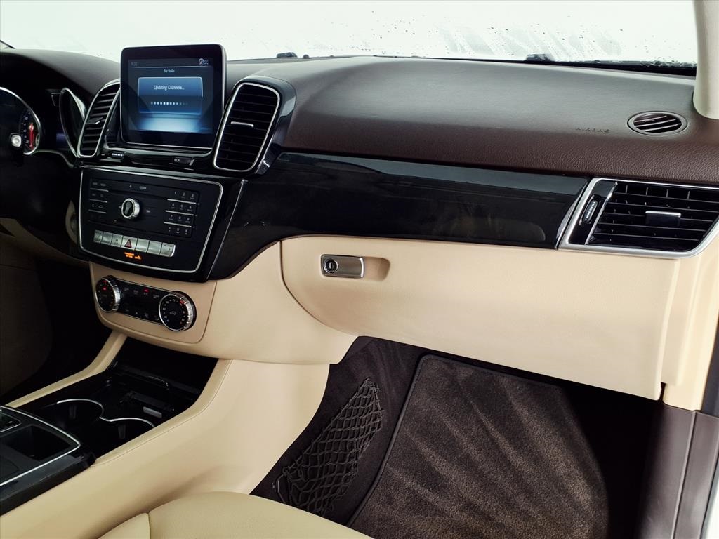 2017 Mercedes-Benz GLE GLE 350 White at Tom Peacock Cadillac