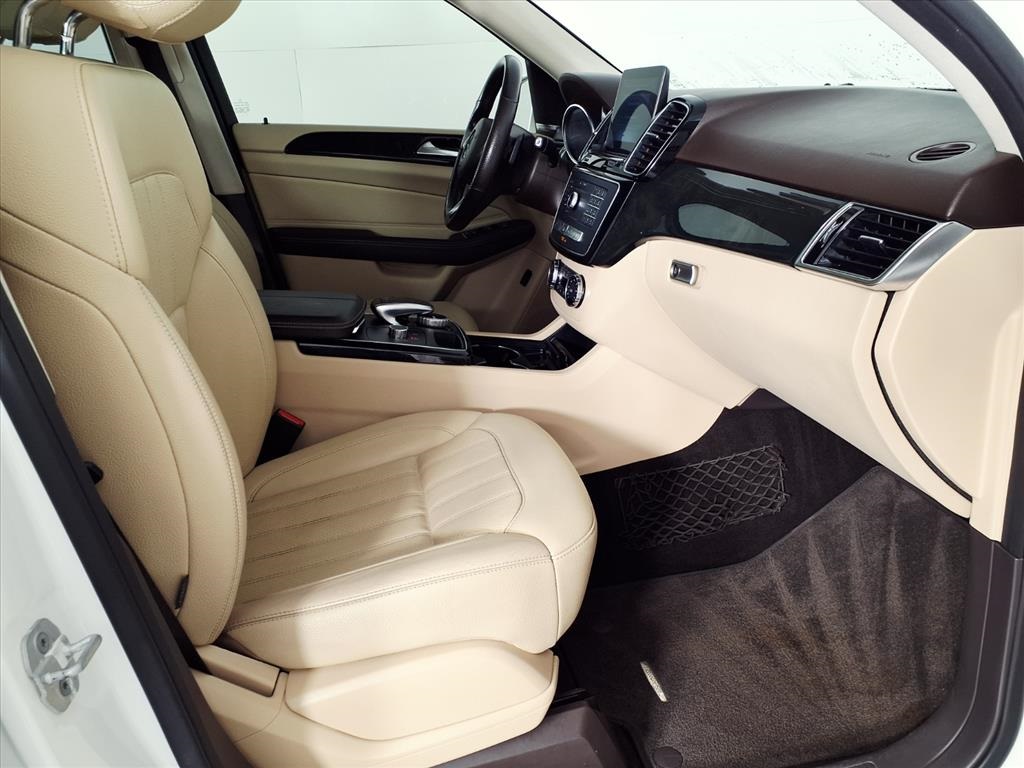 2017 Mercedes-Benz GLE GLE 350 White at Tom Peacock Cadillac