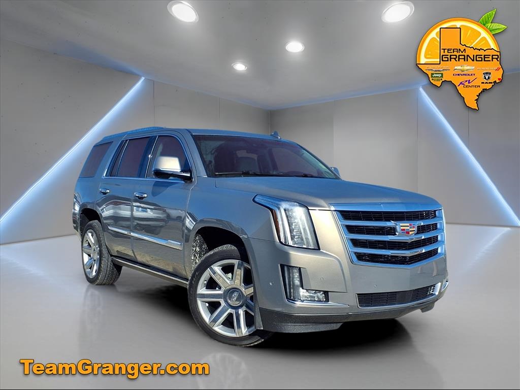 2019 Cadillac Escalade Premium Luxury's photo