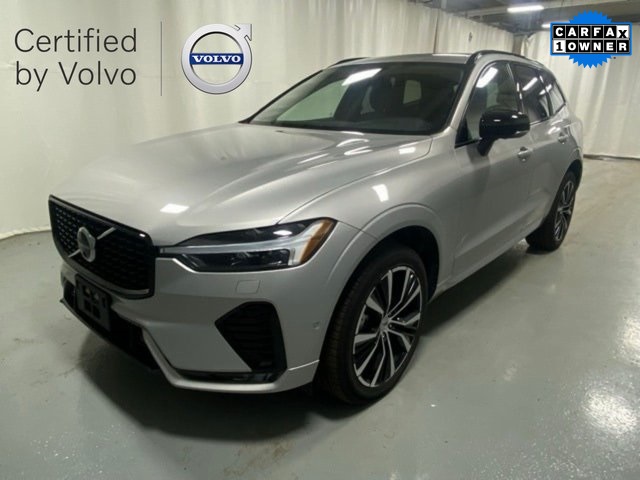 2025 Volvo XC60 B5 Plus Dark Theme AWD