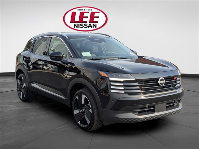 2025 Nissan Kicks SR FWD