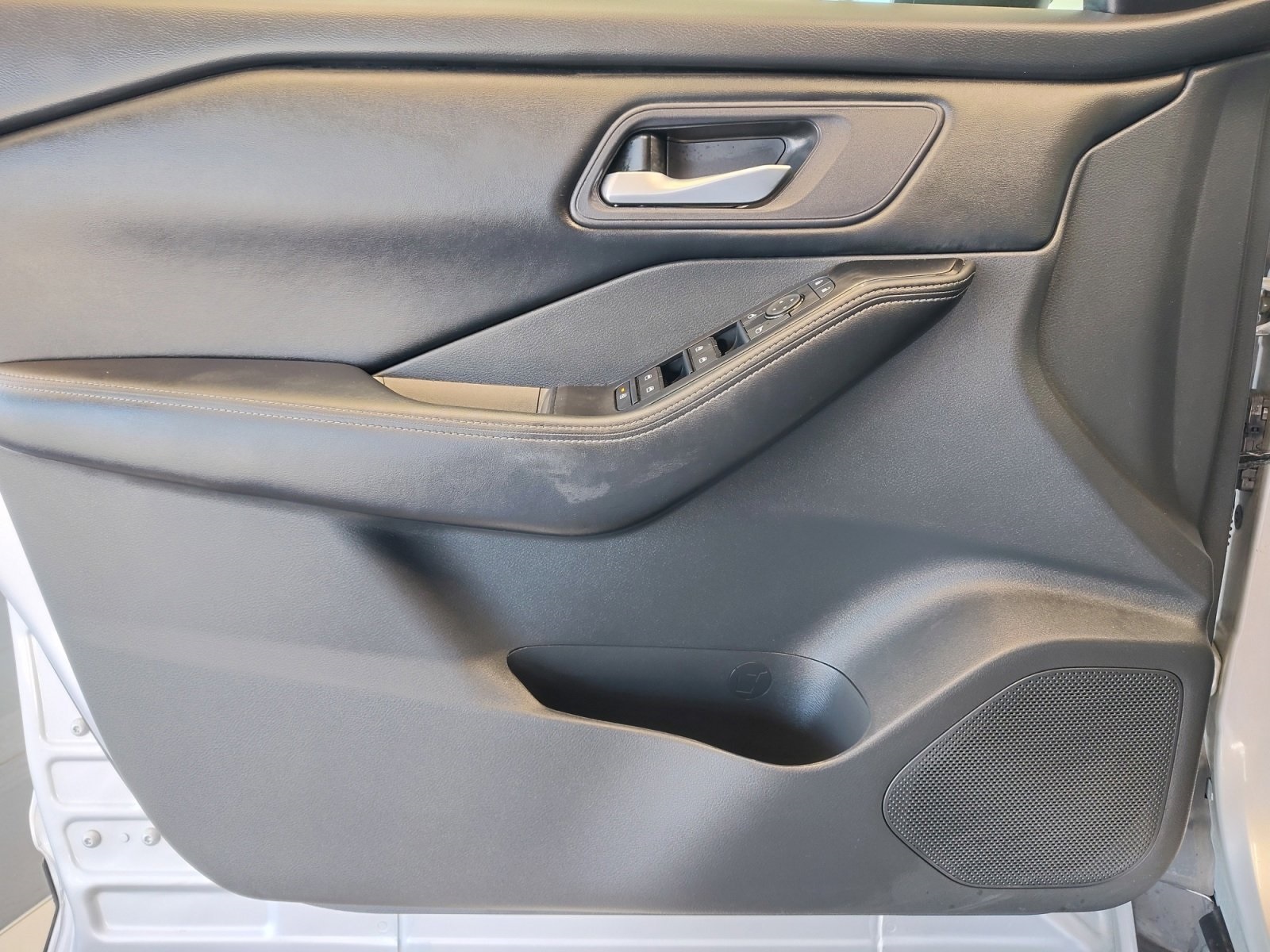 Used Car 2024 Nissan Rogue  Sv For Sale Under $25,000 In San Antonio, Texas