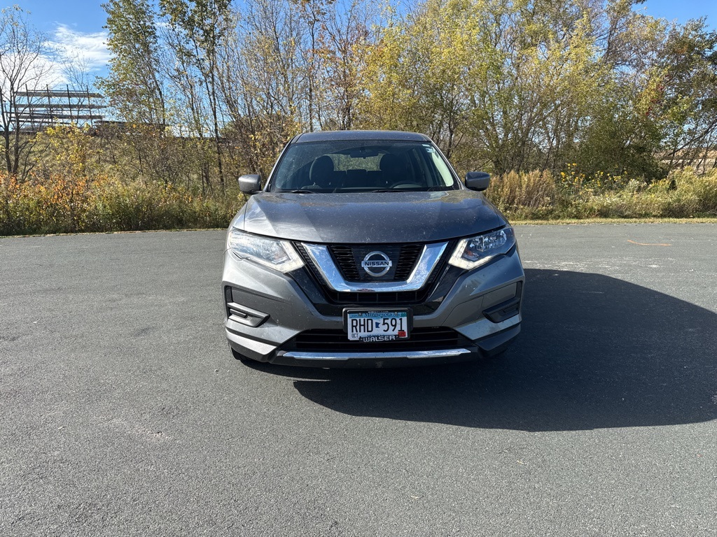 Used 2017 Nissan Rogue S with VIN 5N1AT2MTXHC888239 for sale in Zumbrota, Minnesota