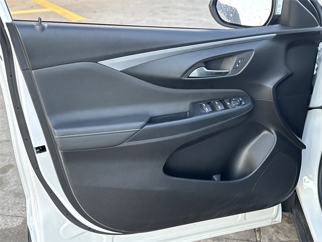 2025 Buick Envista Preferred White at Big Star Buick GMC