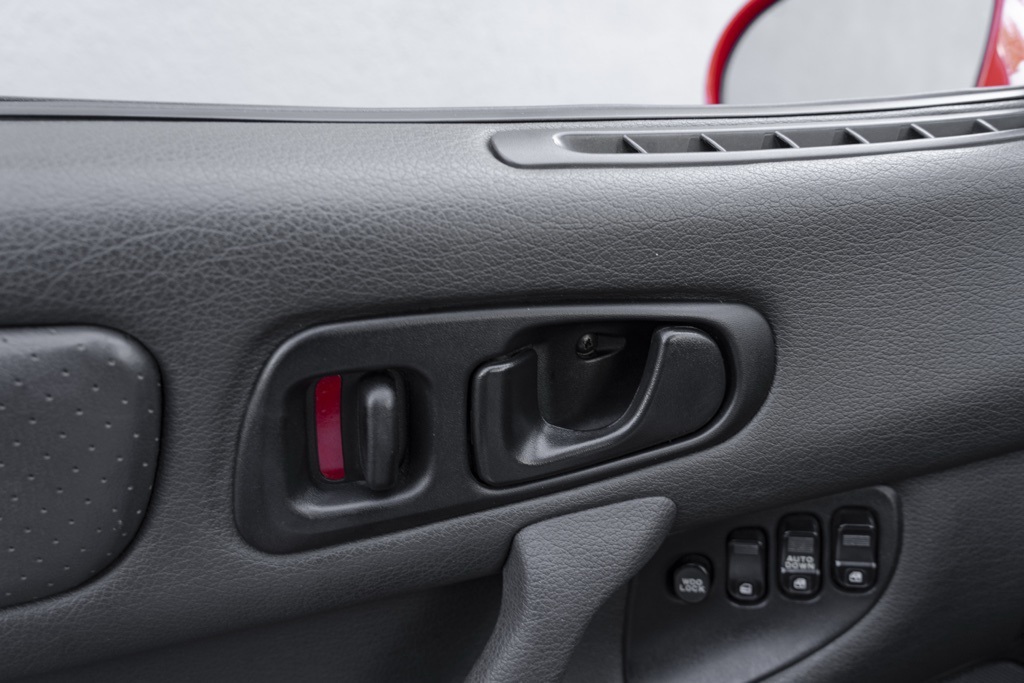 1992 Mitsubishi 3000GT VR-4 - Photo 12