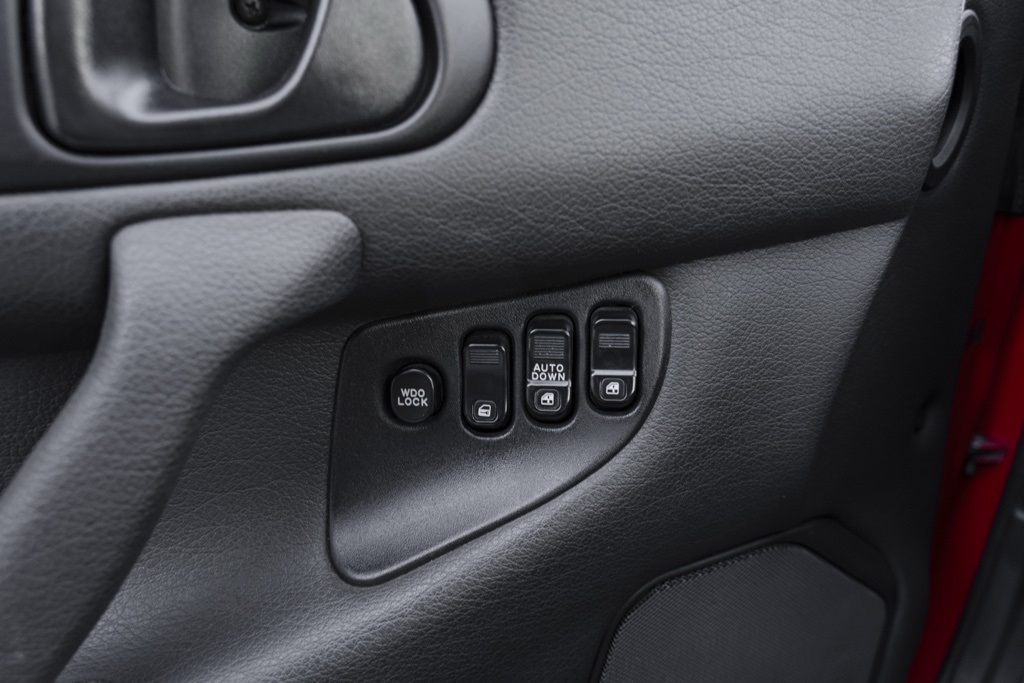 1992 Mitsubishi 3000GT VR-4 - Photo 13