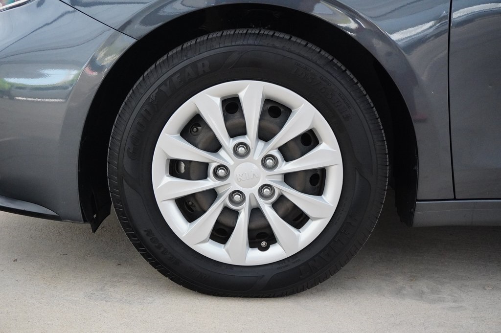 Used Car 2021 Kia Forte  Fe For Sale In Weatherford, Texas