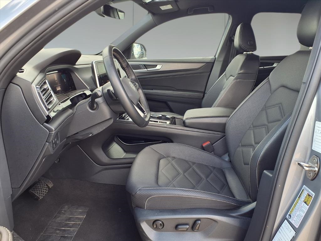 2024 Volkswagen Atlas Cross Sport 2.0T SE w/Technology Silver at DeMontrond Automotive Group